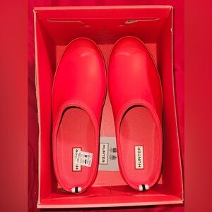 Hunter Red Mules & Clogs